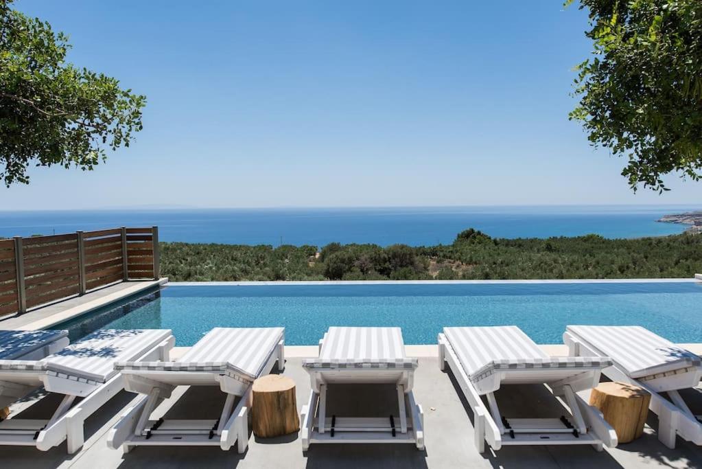 Villa Olvia 스파키아 외부 사진